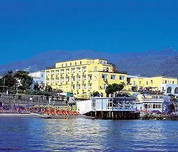 Hotell Parco Aurora Terme 4*